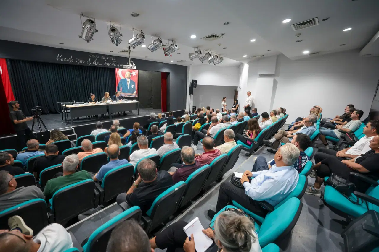 Konak’ın geleceği için ortak akıl: Başkan Mutlu muhtarlarla buluştu