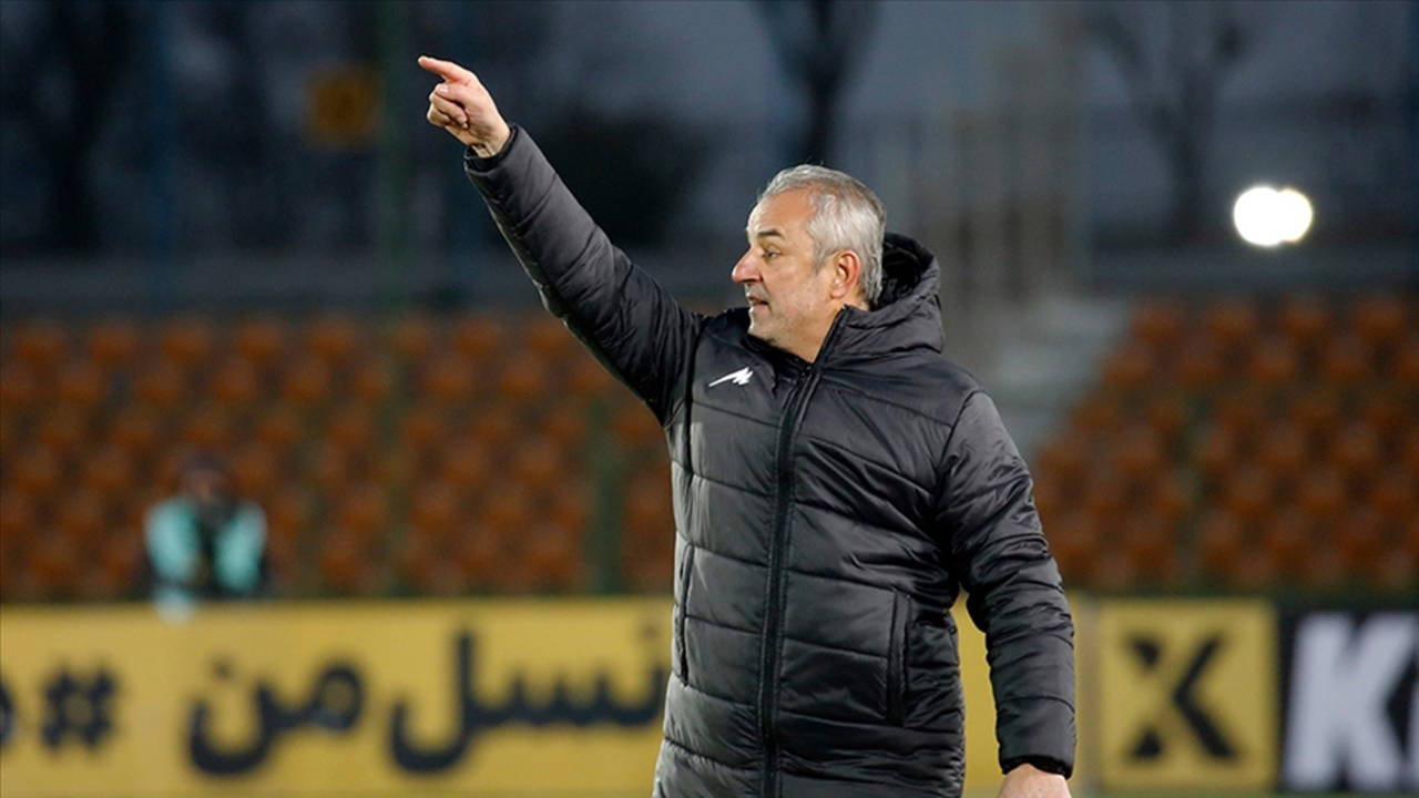 İsmail Kartal'ın stoper adayı Süper Lig'den!