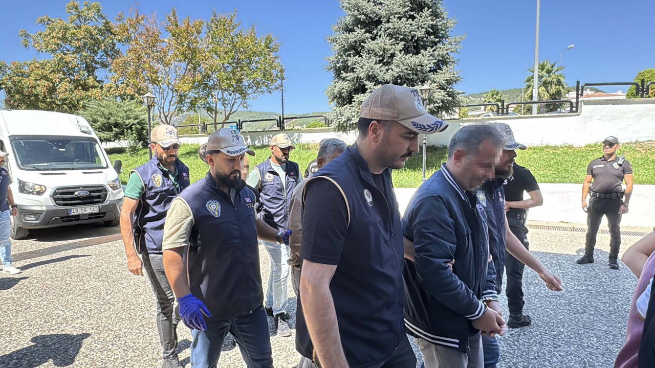 Erdoğan’a suikast timindeydi: Burkay Karatepe ile bağlantılı 10 şüpheli adliyeye sevk edildi