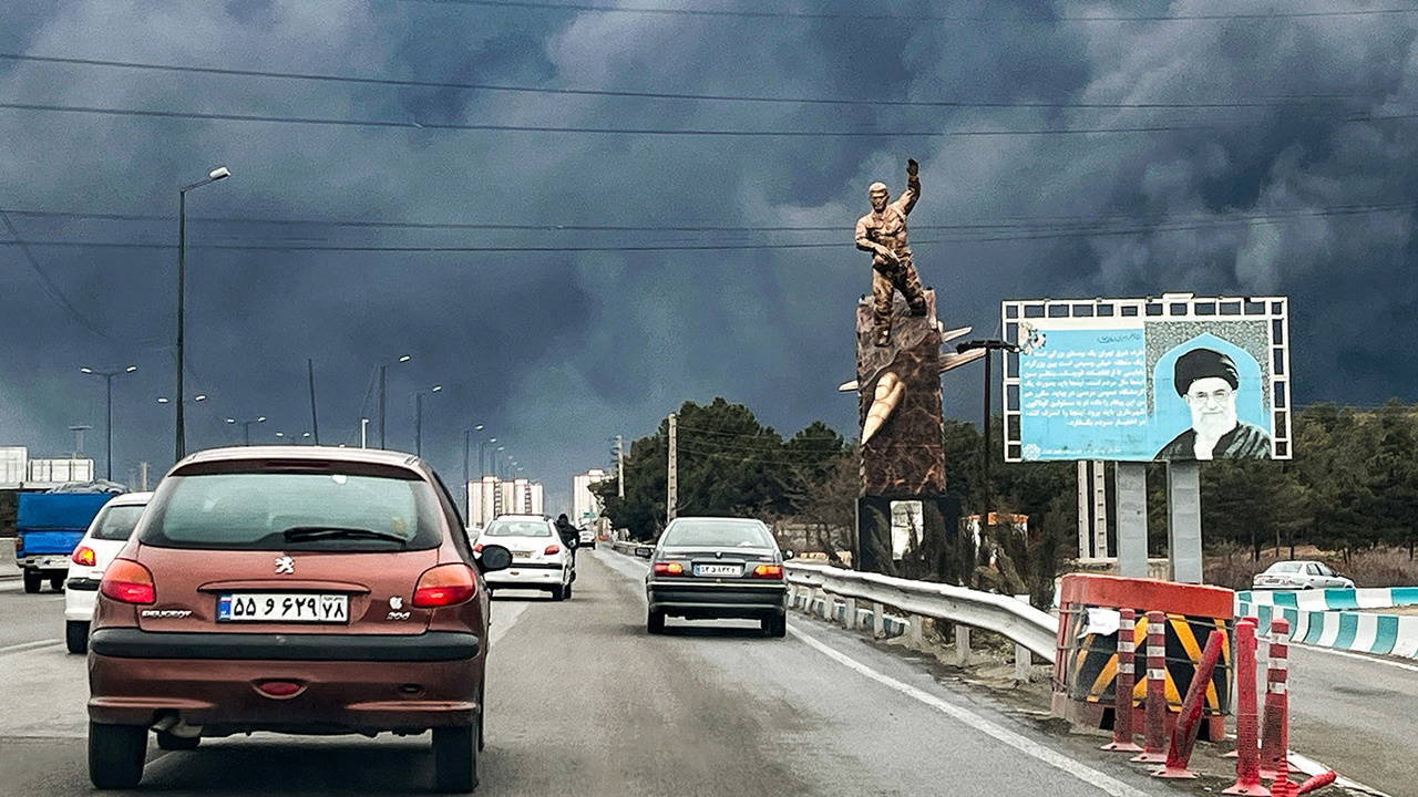 İsrail, İran’ın iç bölgelerini vurdu, İran'dan misilleme gecikmedi!