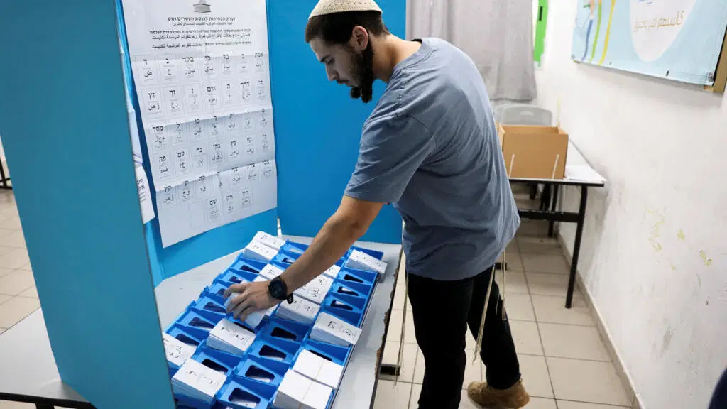İsrail'de seçim günü olaylar çıktı: Oy kullanma merkezine saldırı düzenlendi
