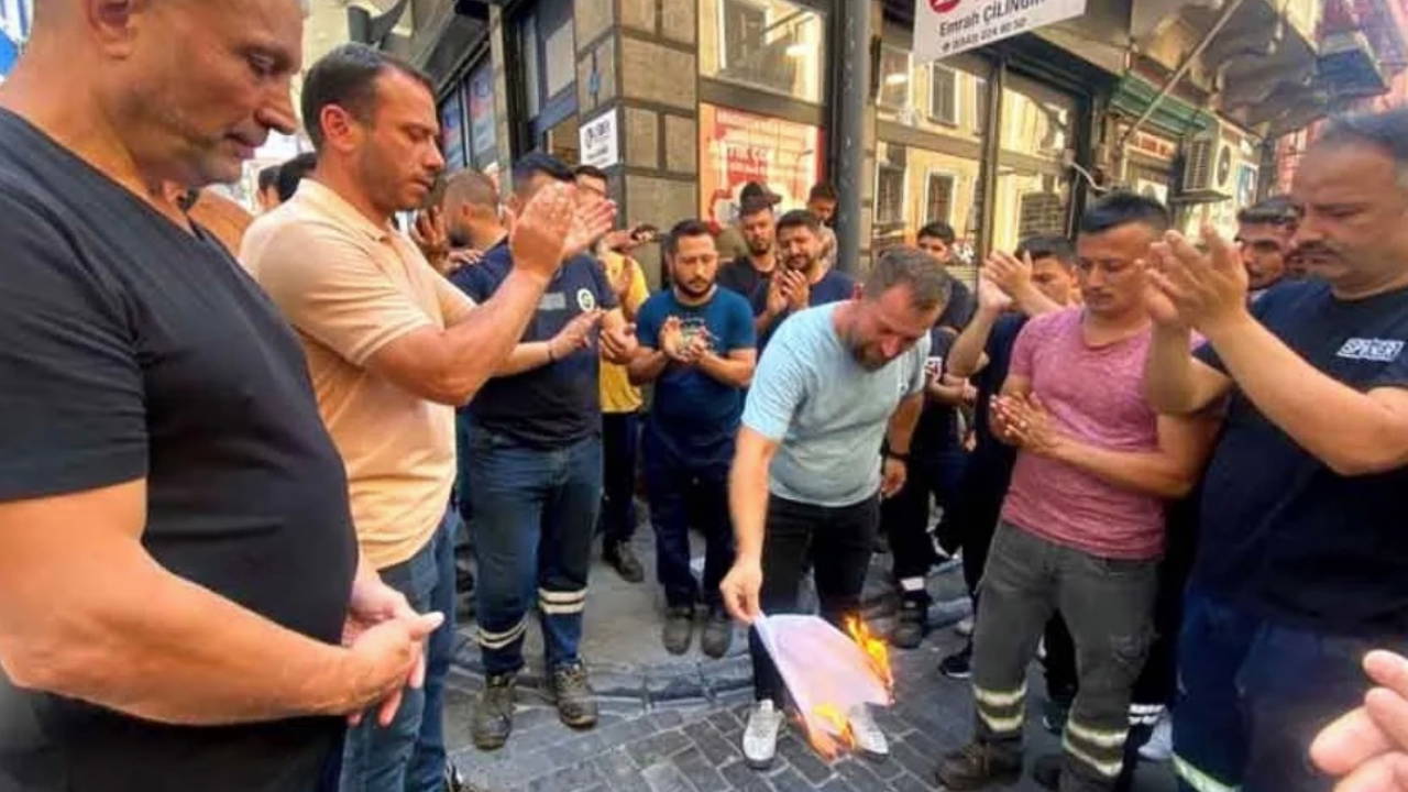 TTK işçilerinden TİS protestosu: Bordro yaktılar