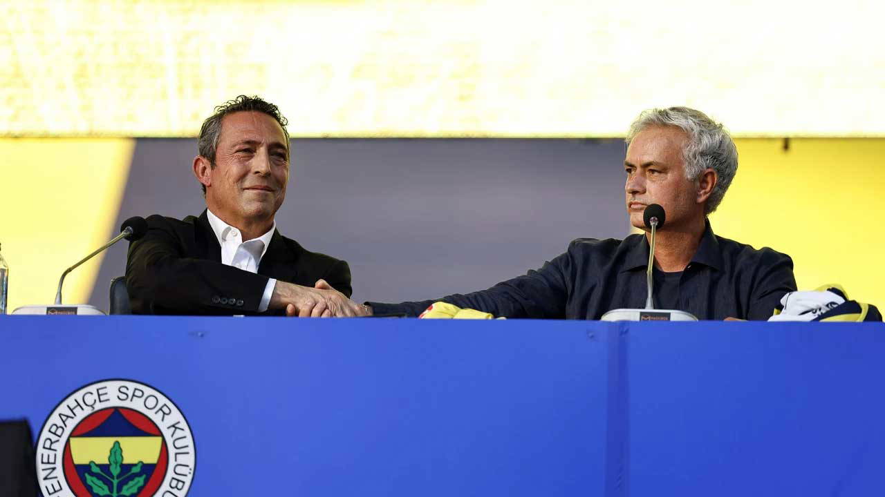 Mourinho'dan Ali Koç'a uyarı! 'Bir an önce alın!'