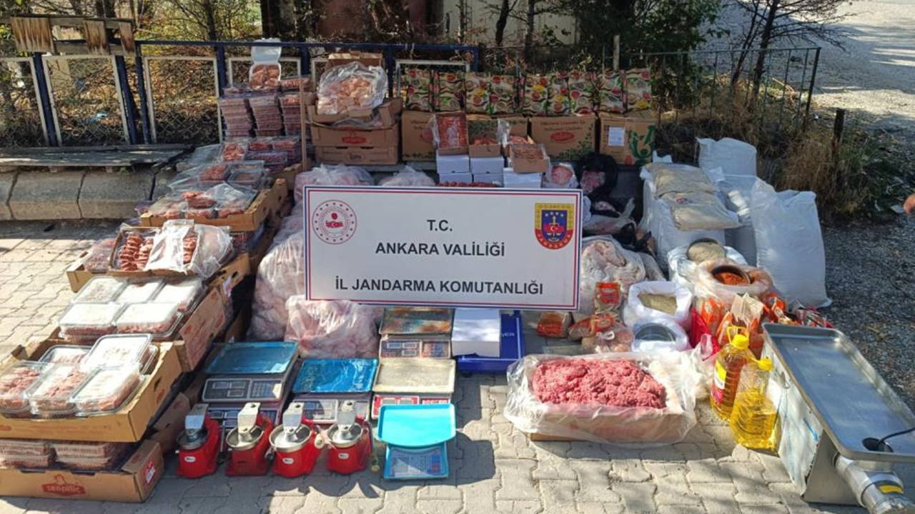 Piyasa değeri 1 milyon TL: Bin 200 kilo bozuk et ve tavuk ele geçirildi