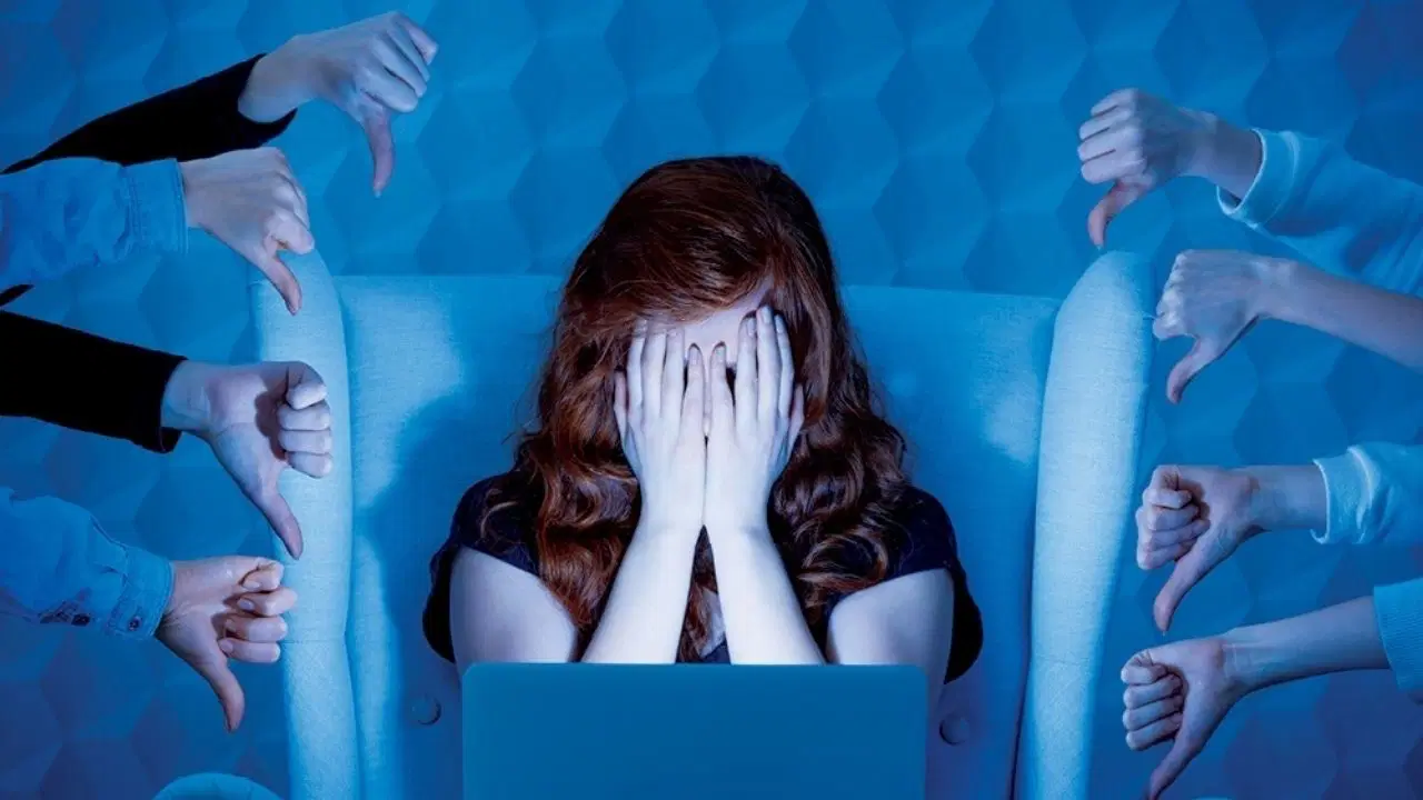 Uzmanından uyarı: Sosyal medya yetersizlik hissi yaratıyor