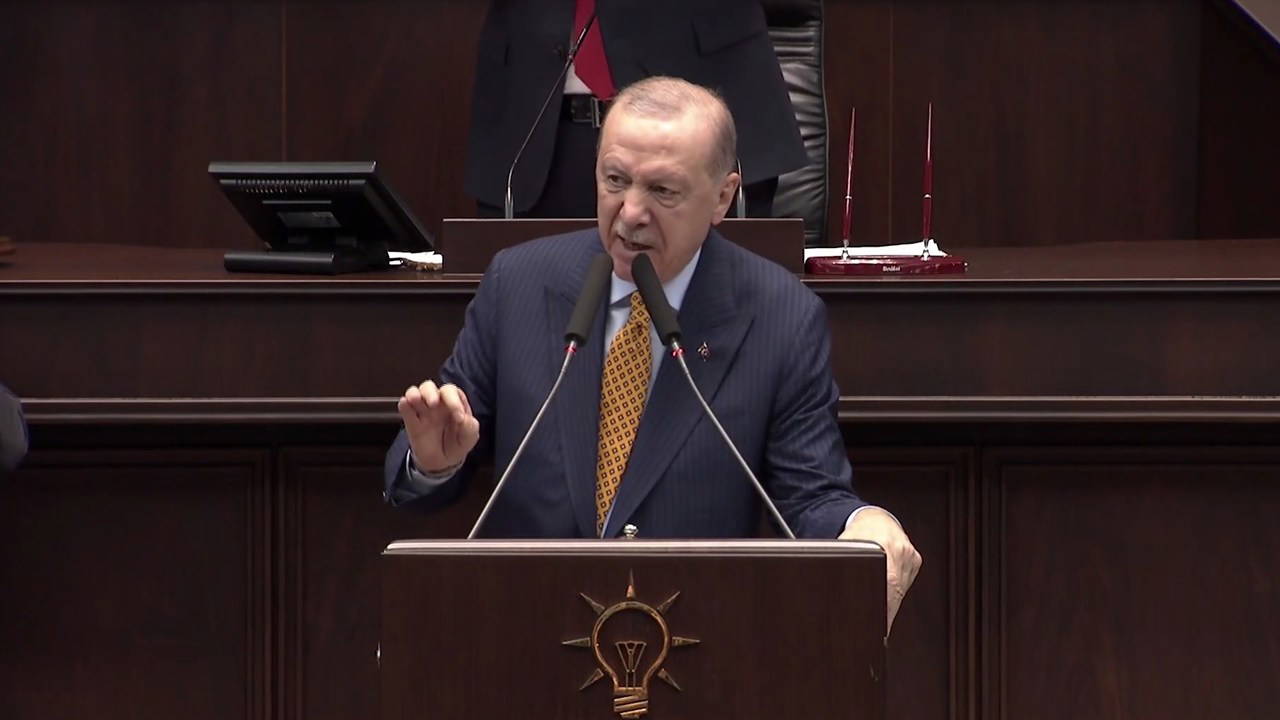 Erdoğan grup kürsüsünde İsrail'e yanıt verdi: 'Gerekirse toprağın altında şereflice yatarız'