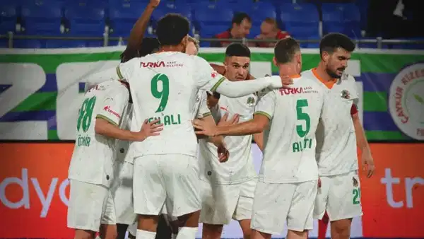 Alanyaspor'a Rizespor deplasmanında tek gol yetti!