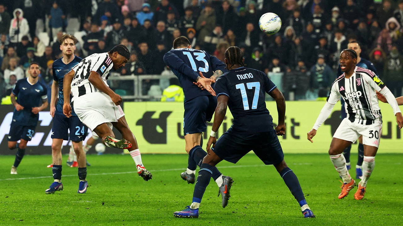 Juventus, Lazio karşısında 1 puanı 90+6'da kaptı!