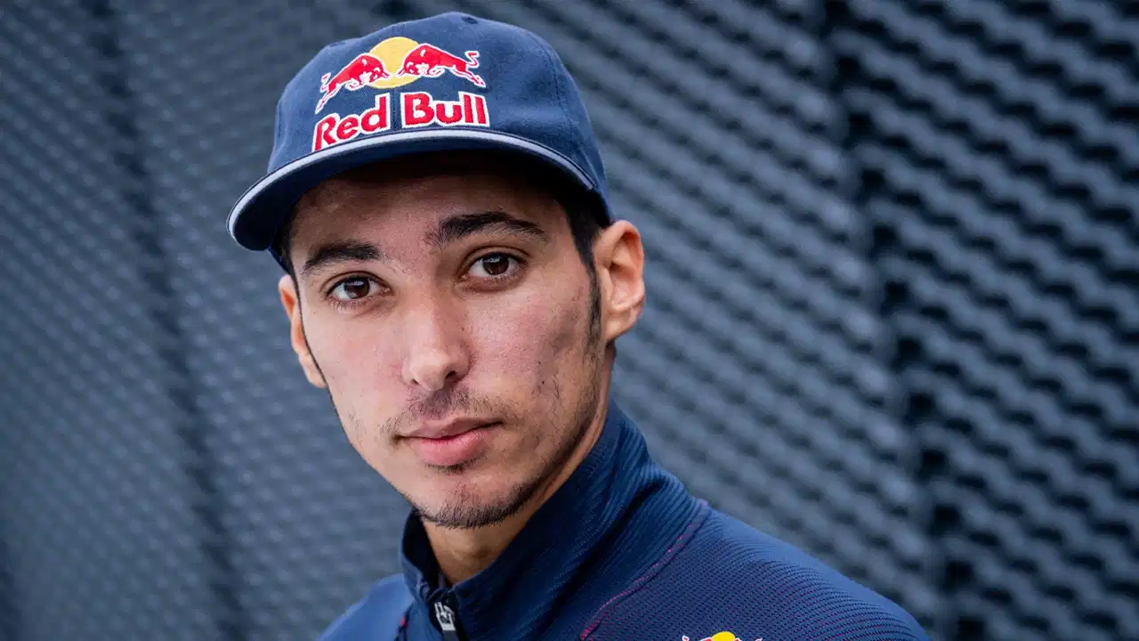 Red Bull sporcusu Toprak Razgatlıoğlu, MotoGP tarihinin ilk Türk sporcusu oldu