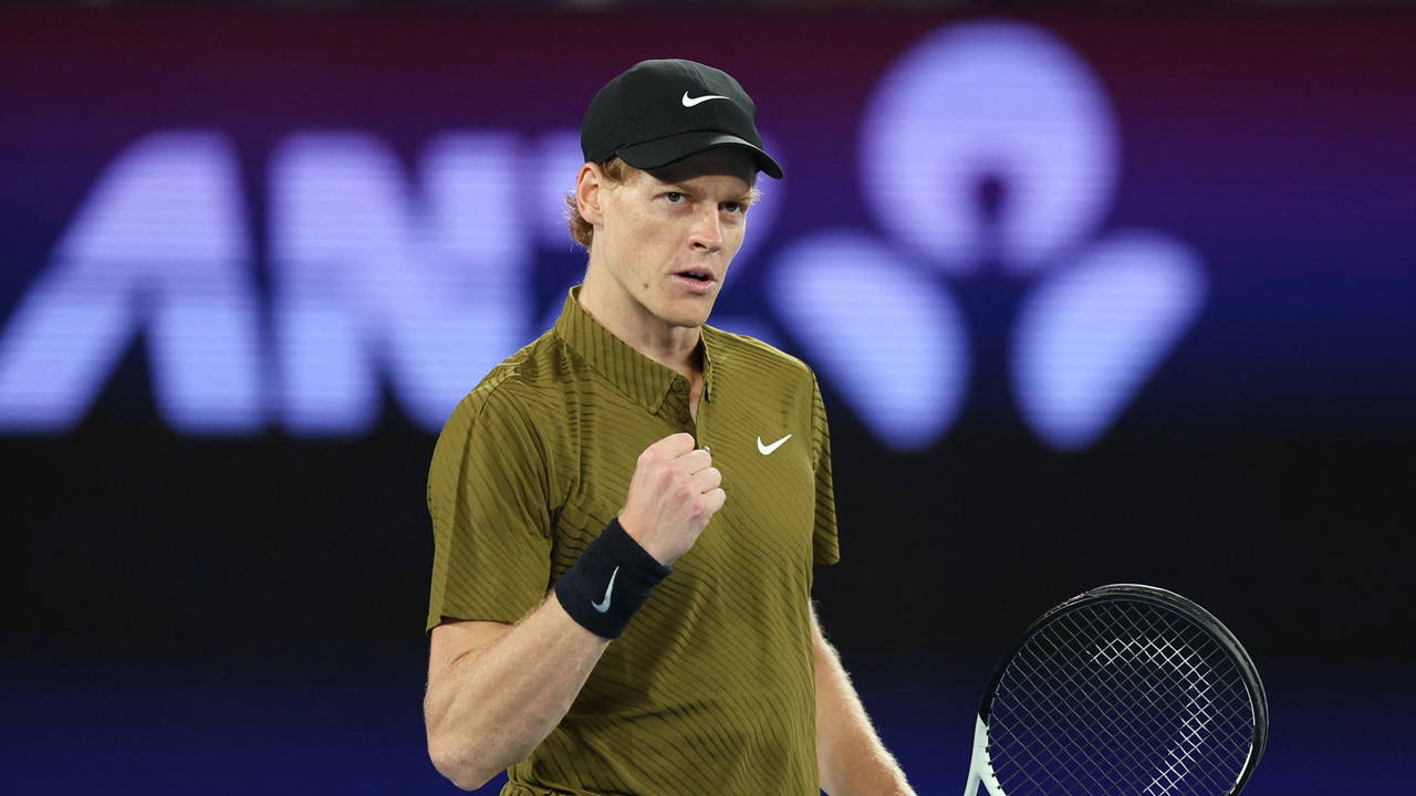 Avustralya Açık'ta Sinner ve Rybakina 3. tura yükseldi