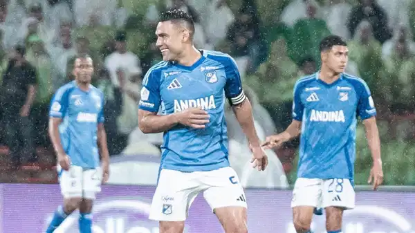 Radamel Falcao'dan sürpriz imza: Eski takımına geri döndü!