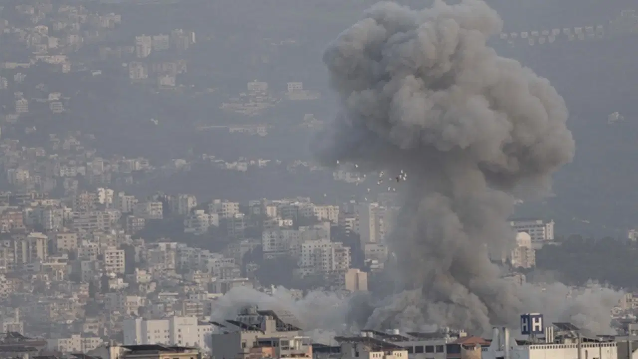 İsrail saldırısında RT ekibi yaralandı: Gazetecilerin bulunduğu köprü vuruldu
