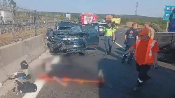 TEM Otoyolu'nda zincirleme kaza: 5 yaralı