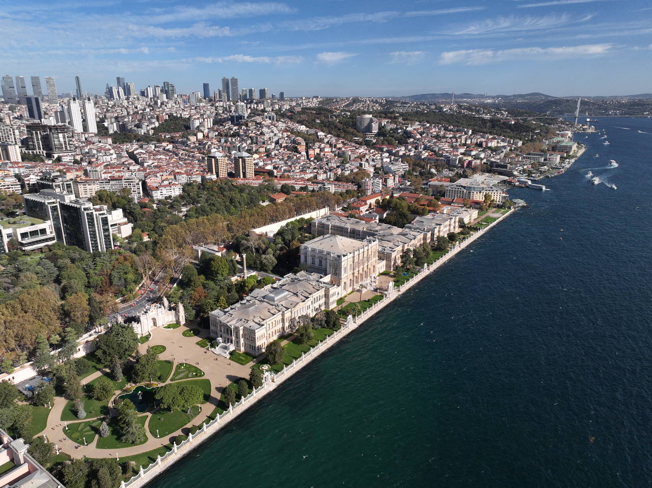 İstanbul'un ilçeleri! İstanbul'un kaç ilçesi var? İstanbul'un ilçe nüfusları kaç? İstanbul ilçe belediyeleri hangi partiden?