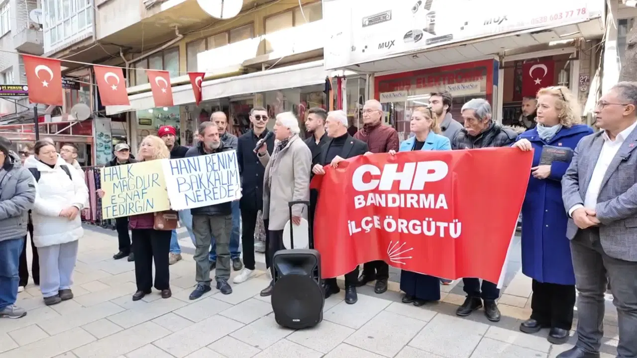 Bandırmalı esnaflardan hükümete çağrı: 'O kepenkler inerse...'
