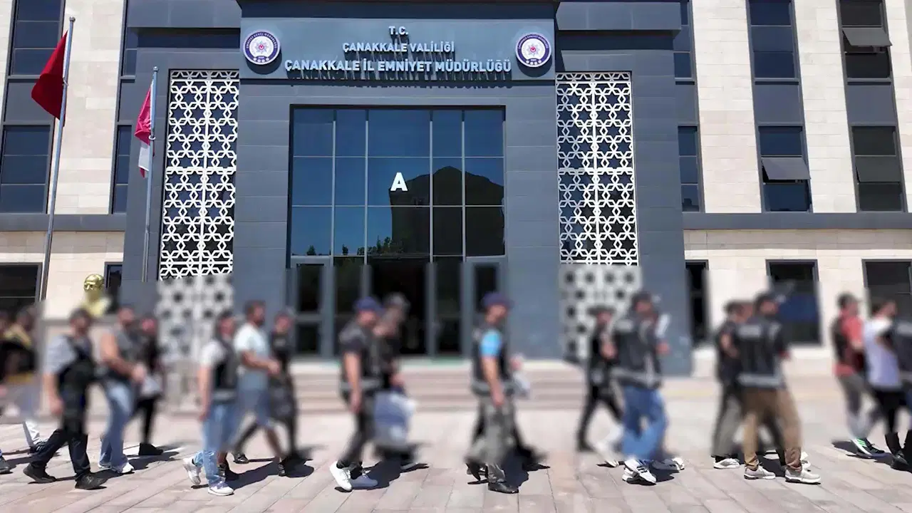 Çanakkale merkezli 11 ilde göçmen kaçakçılığı oper
