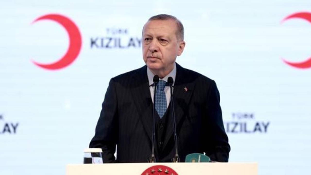 Skandallarla gündemden düşmeyen Kızılay’a Erdoğan’