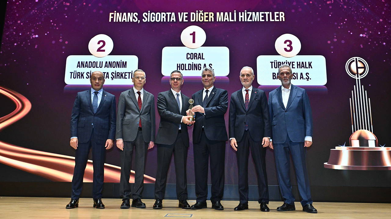 Hizmet ihracatında çifte rekor: 1,2 milyar dolarlık turizm başarısı