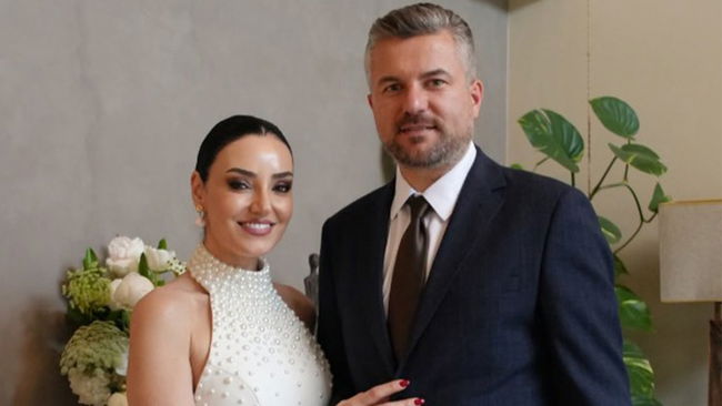 Sevcan Orhan ile Buca Belediye Başkanı Görkem Duman nişanlandı