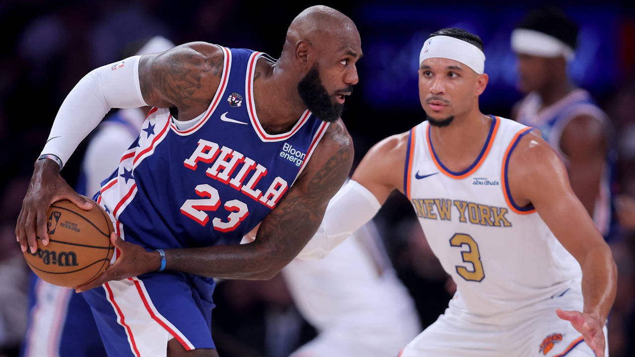 NBA'de LeBron James'in ilk maçına çıktığı Philadelphia 76ers, son şampiyonu devirdi