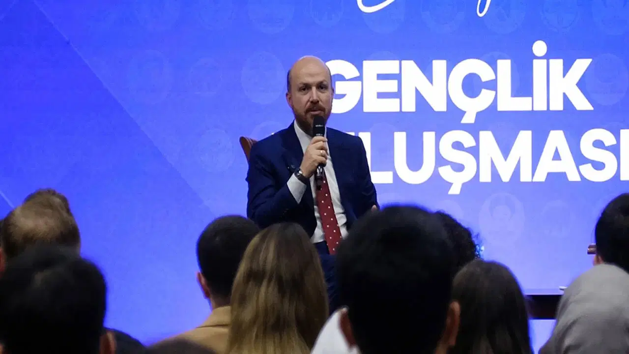 Adaylık iddiaları gündemdeydi… Bilal Erdoğan’dan 'siyasi kariyer' yanıtı