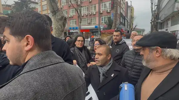 Zafer Partisinin açıklamasına polis engeli!