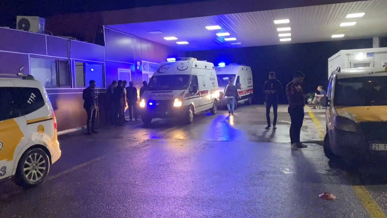 Diyarbakır’da restoranda silahlı kavga: 2 ölü, çok sayıda yaralı!