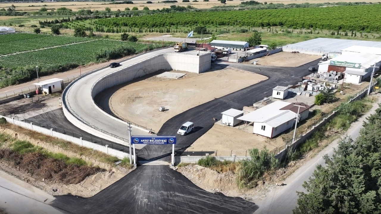 Antalya Aksu’nun temizlik işlerinde yeni dönem