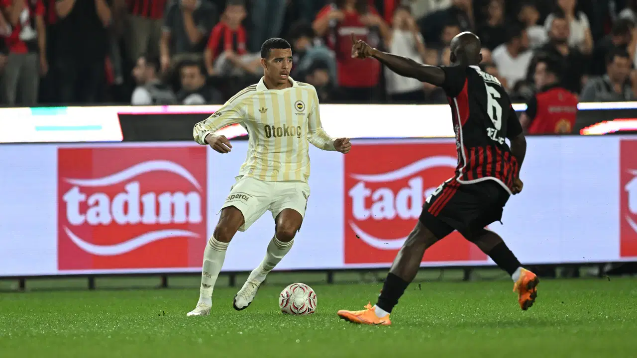 Spor yazarları Gaziantep FK - Fenerbahçe maçını yorumladı: '5 maçta 2 galibiyet alan Fenerbahçe nasıl şampiyon olacak?'