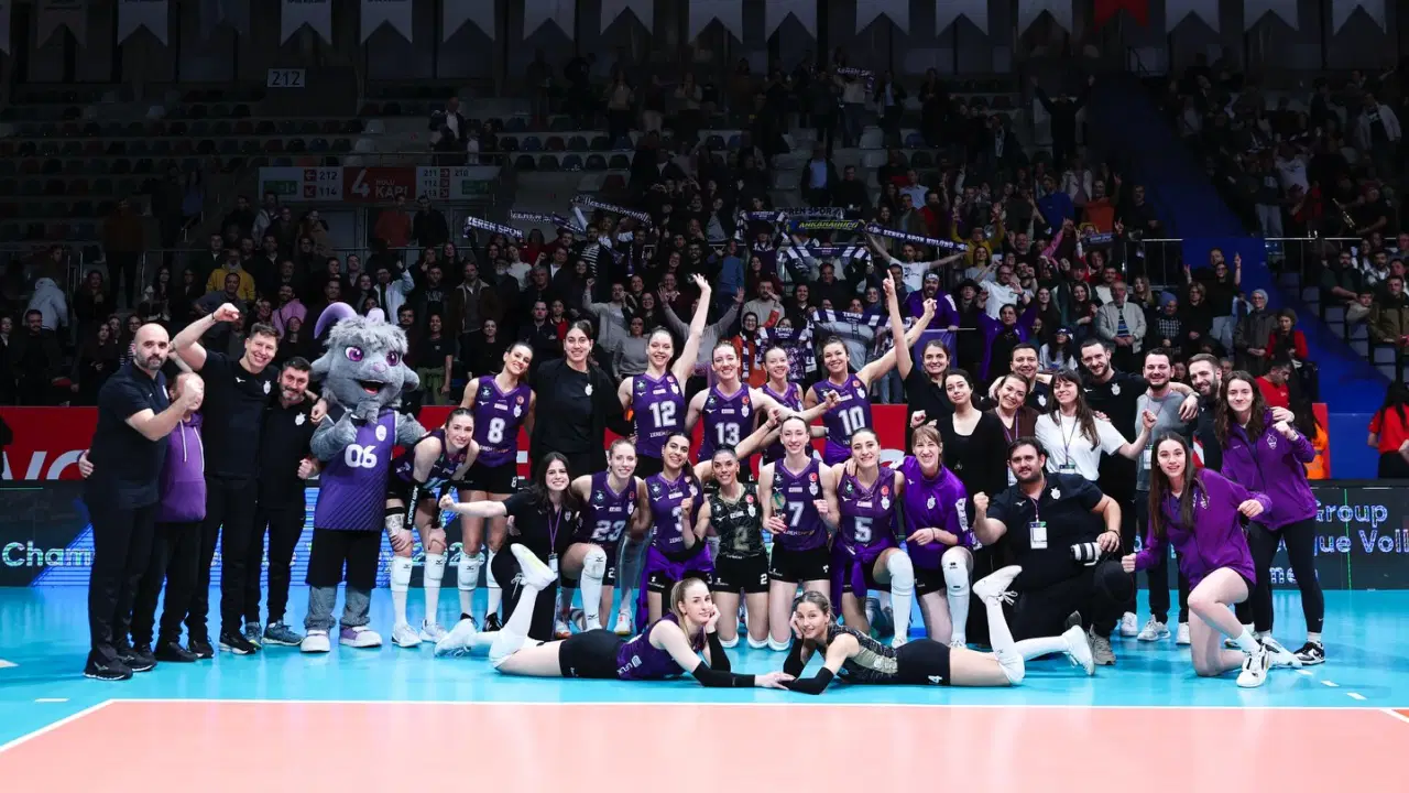 Zeren Spor CEV Şampiyonlar Ligi'nde çeyrek finalde!