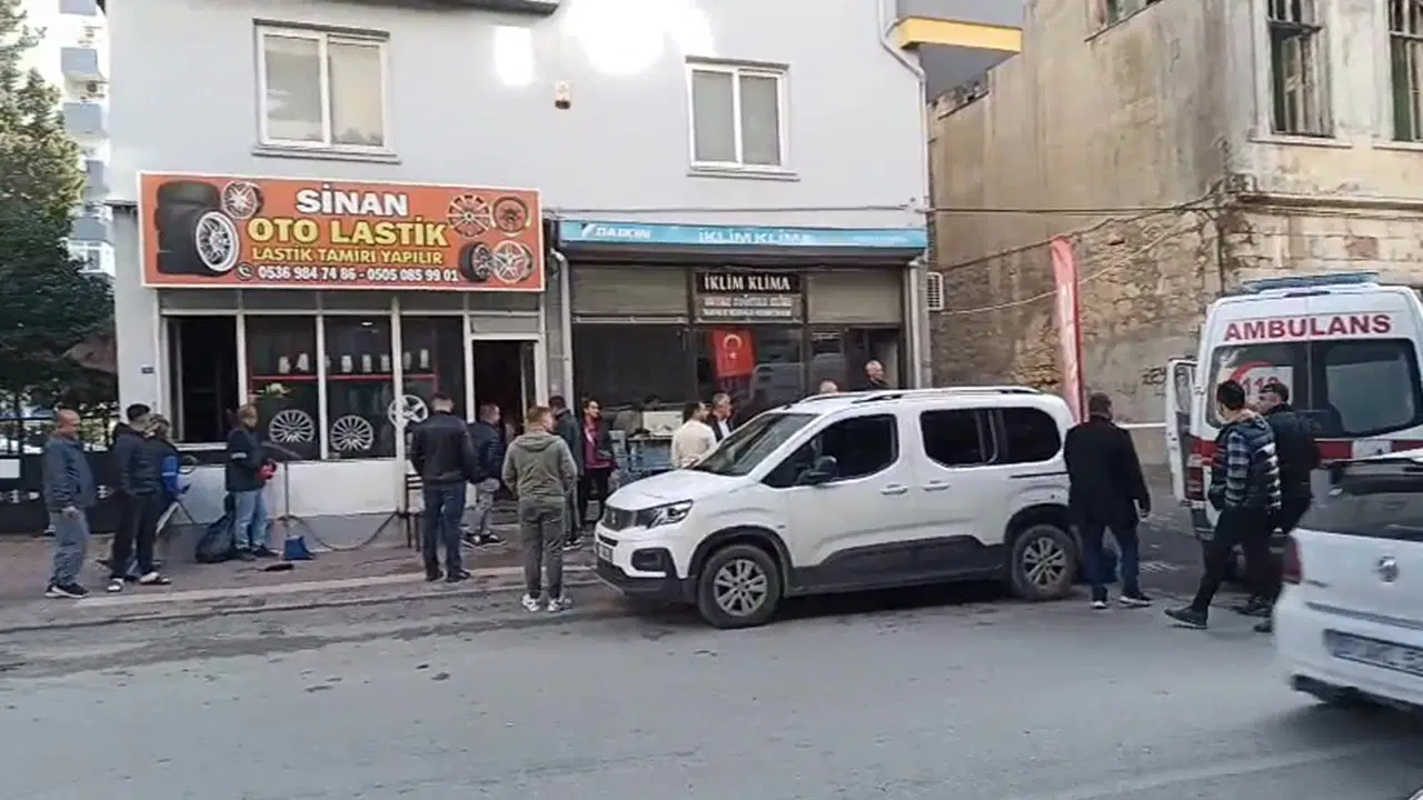 Adana'daki kavgada müteahhidi av tüfeğiyle vurdu
