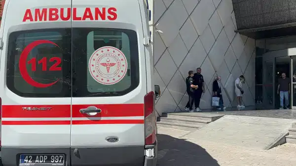 Tartıştığı mesai arkadaşının kardeşi tarafından bıçaklanarak öldürüldü