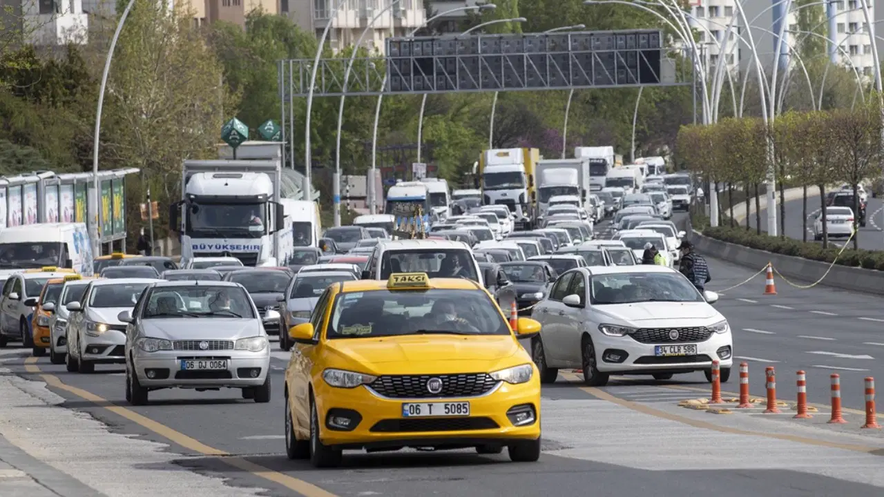 Ankara'da yarın bazı yollar trafiğe kapatılacak