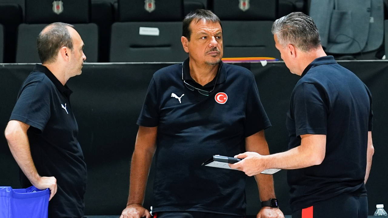 Ergin Ataman: 'Avrupa'nın en iyi takımı olarak gösteriliyoruz'