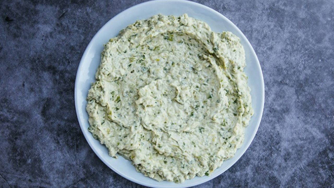 Sofraların besleyici yemeği: Kabak borani tarifi