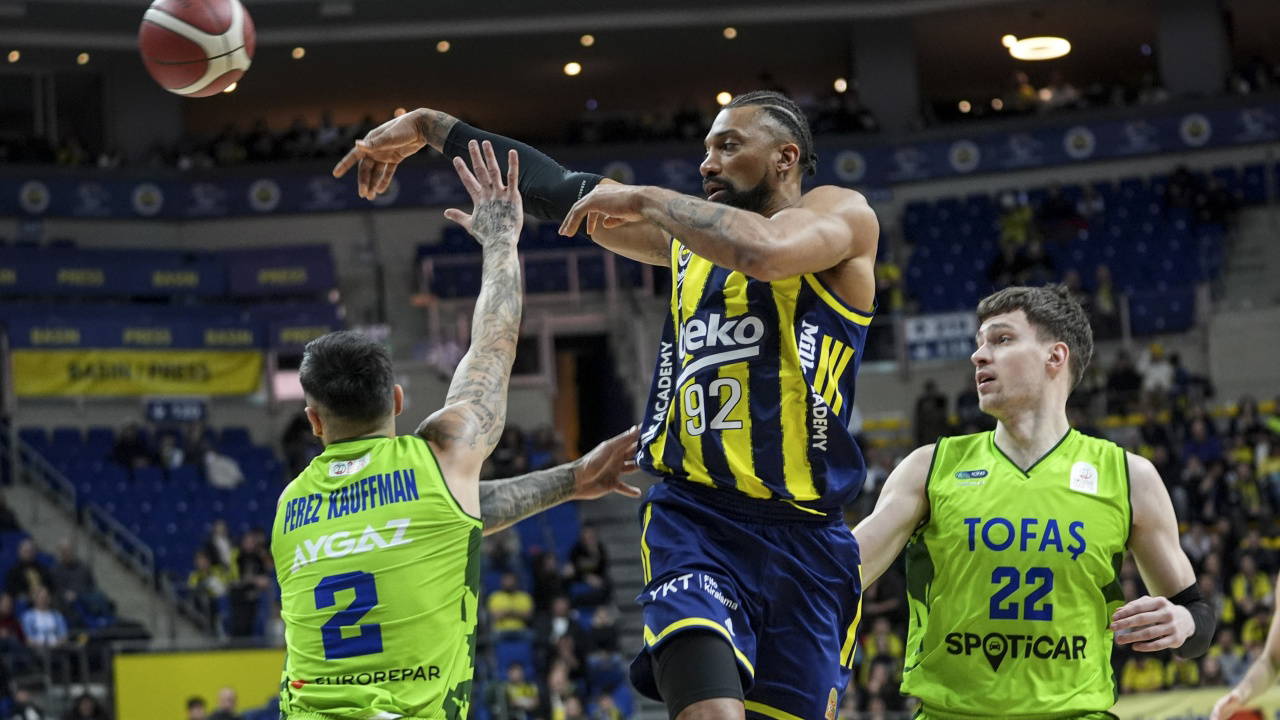 Lider Fenerbahçe Beko ligde doludizgin!