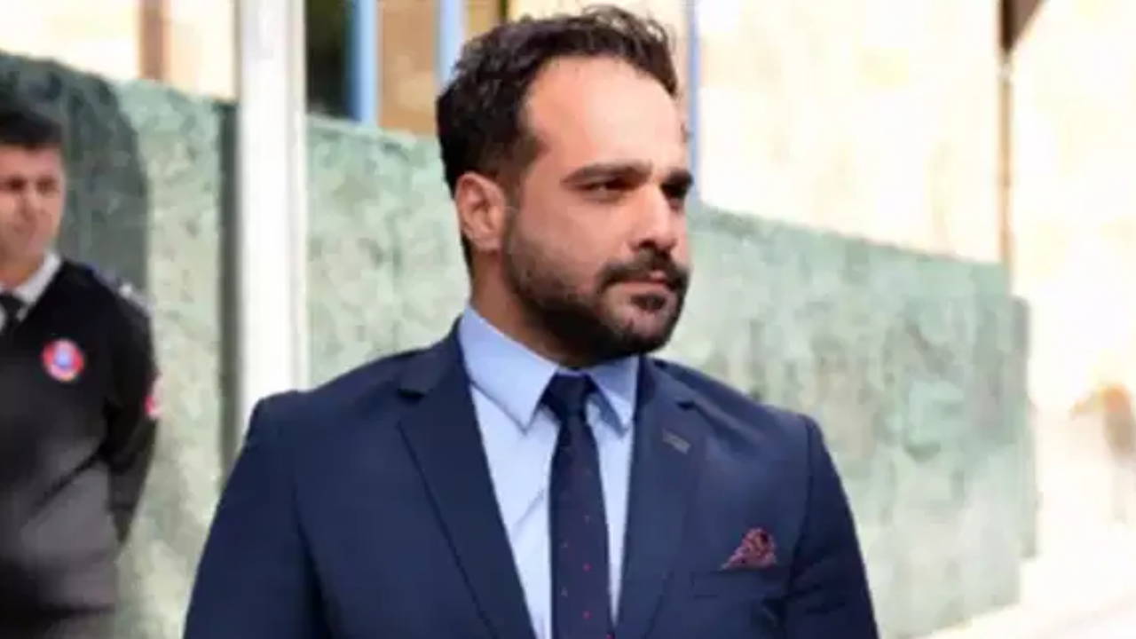 Hayatını kaybeden Avcılar Belediyesi eski başkan yardımcısı son yolculuğuna uğurlandı