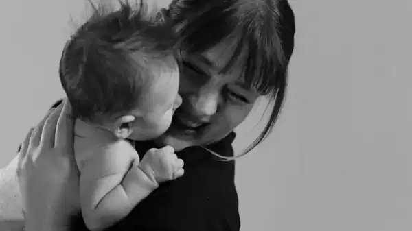 Evliliklerini bebekle taçlandırdılar: 2025 yılında bebeği olan ünlüler...