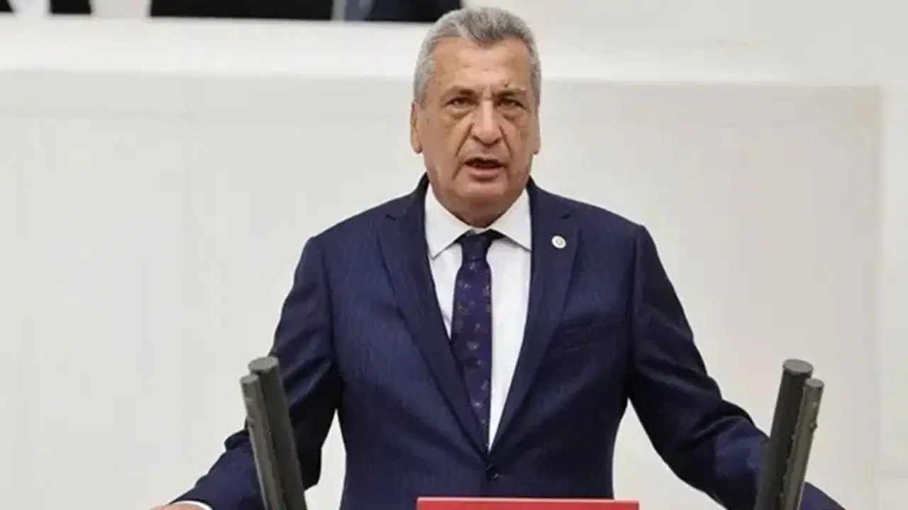 CHP’li Öztürkmen’den kritik ‘füze’ uyarısı: ‘ABD’nin sahte bayrak operasyonlarına dikkat!’