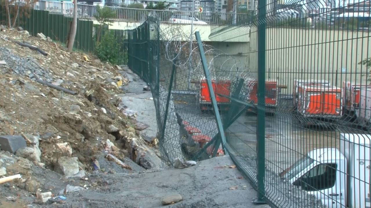 Facianın eşiğinden dönüldü: Fabrikanın istinat duvarı çöktü!