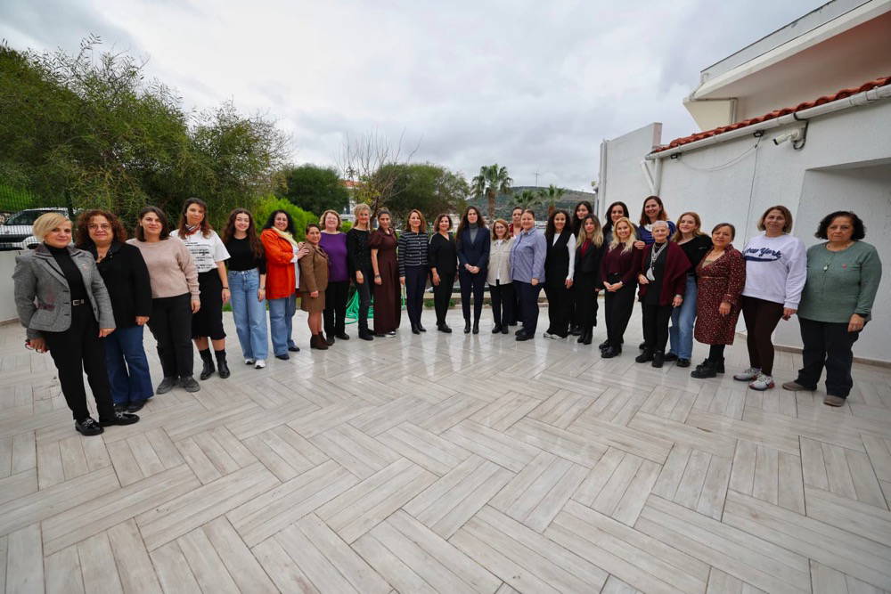 Çeşme’de Kadının İnsan Hakları eğitimi