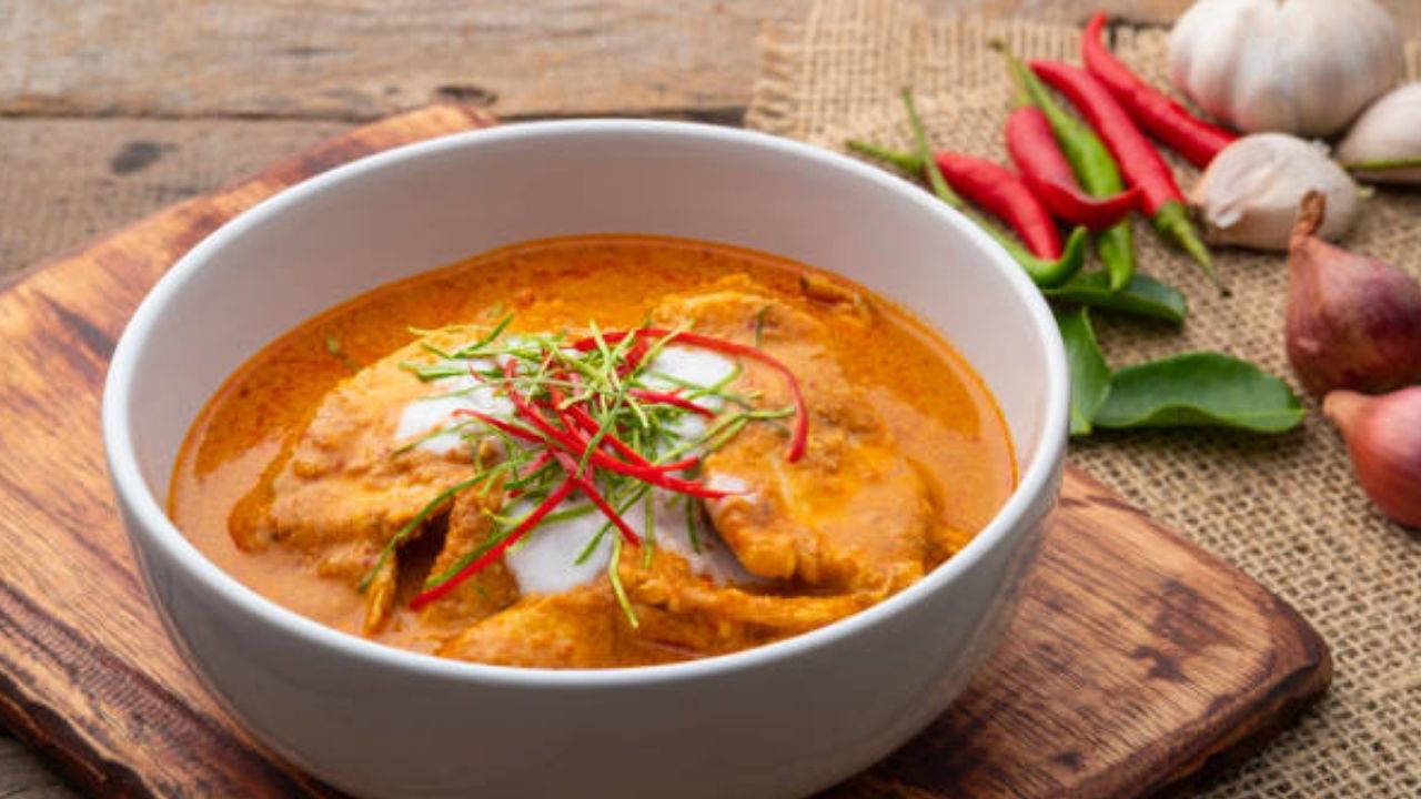 Tayland Mutfağının En Aromatik Lezzeti: Phanaeng Köri Tarifi