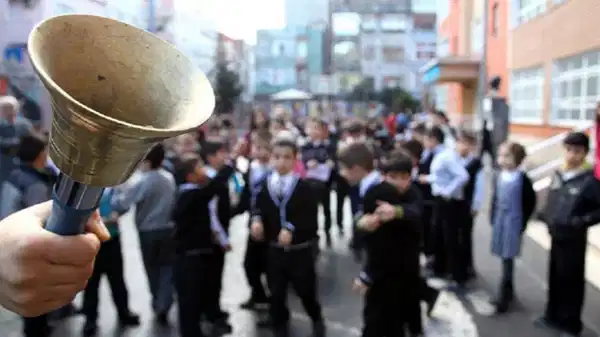 Yarıyıl tatili için 'karne zili' 16 Ocak'ta çalacak