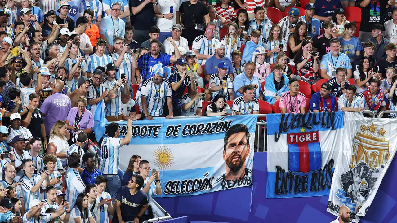 16 golle rekora ortak oldu... Dünya basını Lionel Messi'yi konuşuyor