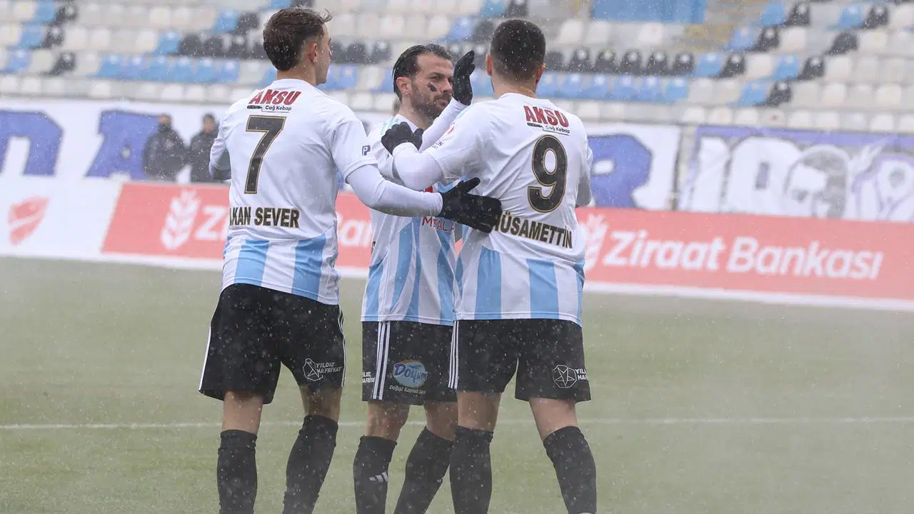 Erzurumspor FK Türkiye Kupası'na galibiyetle veda etti!