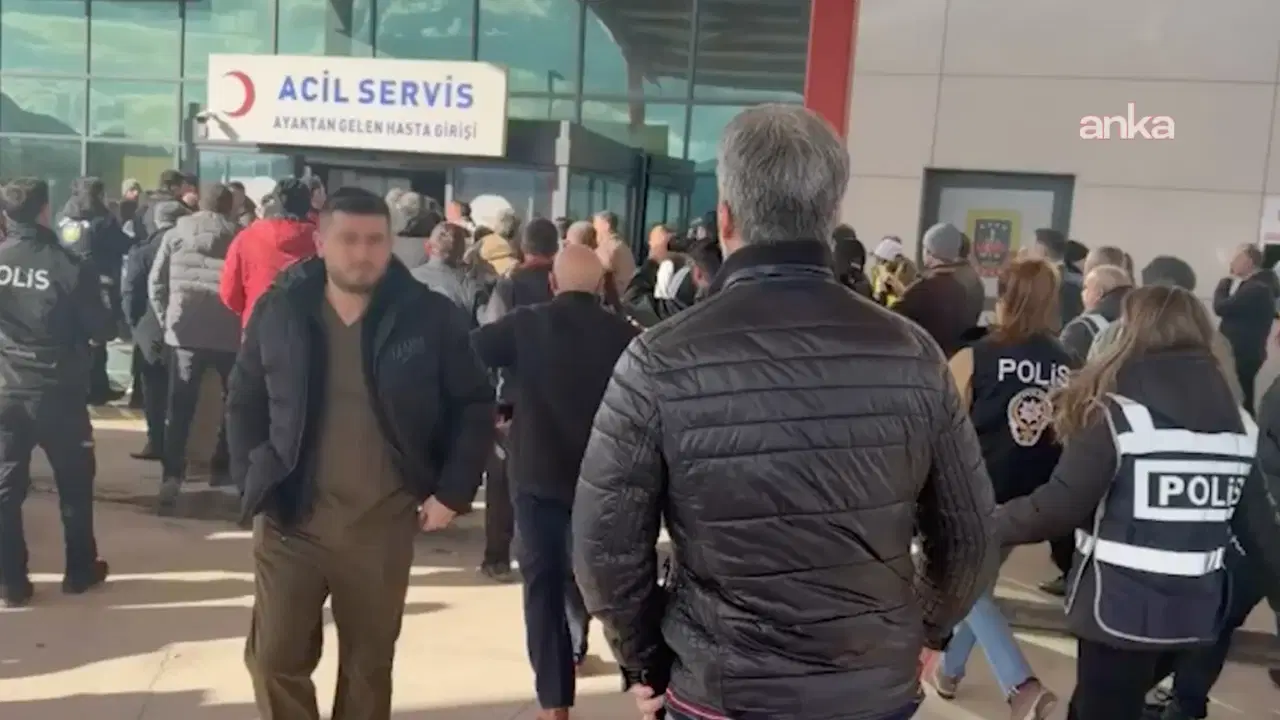 Yalova’da hastane önünde tepki!