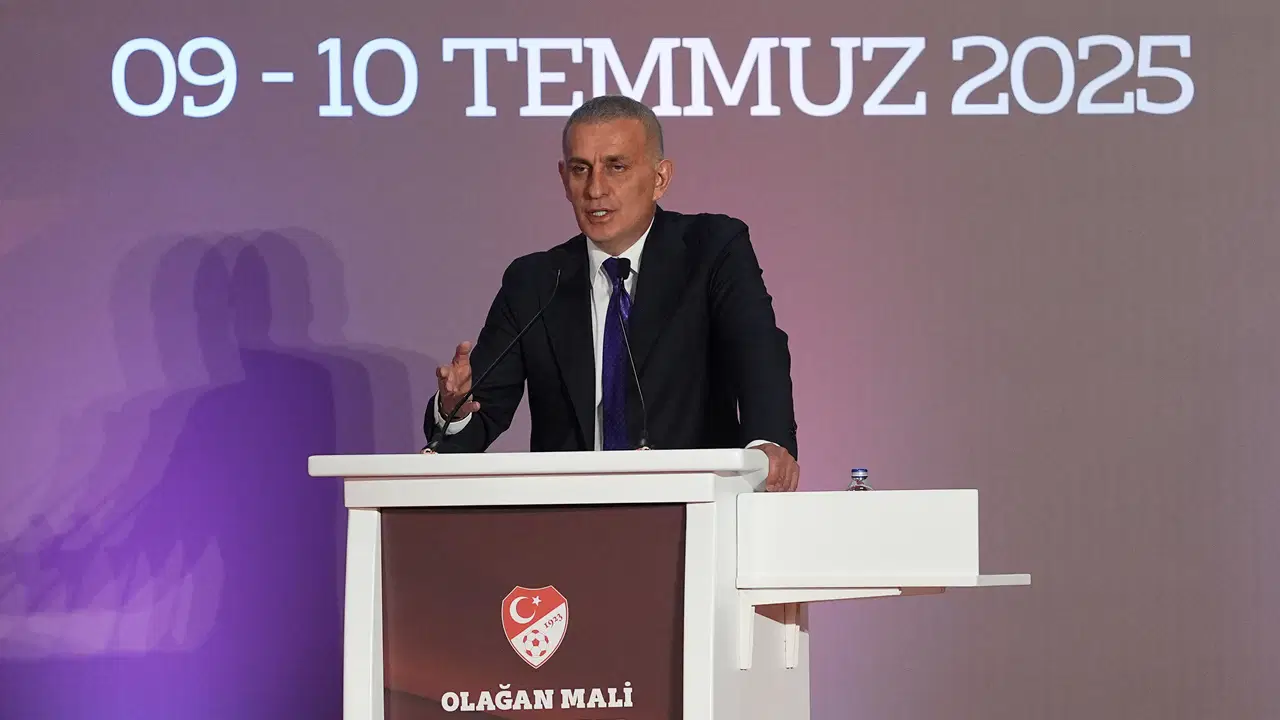 İbrahim Hacıosmanoğlu'ndan hakemlere tepki: ''3 ayda giderler' dediler'