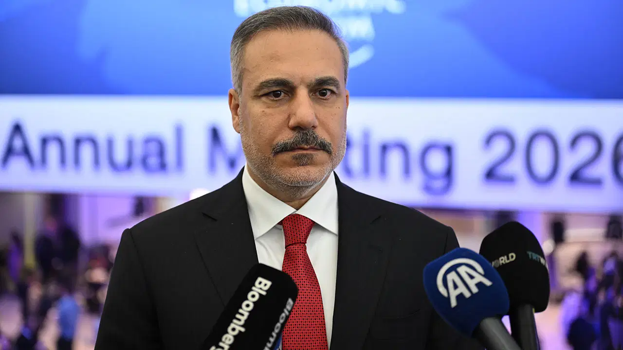 Hakan Fidan Davos'ta konuştu: Suriye mesajı verdi