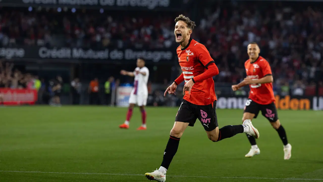 Rennes'in farklı kazandığı maça Szymanski damgası