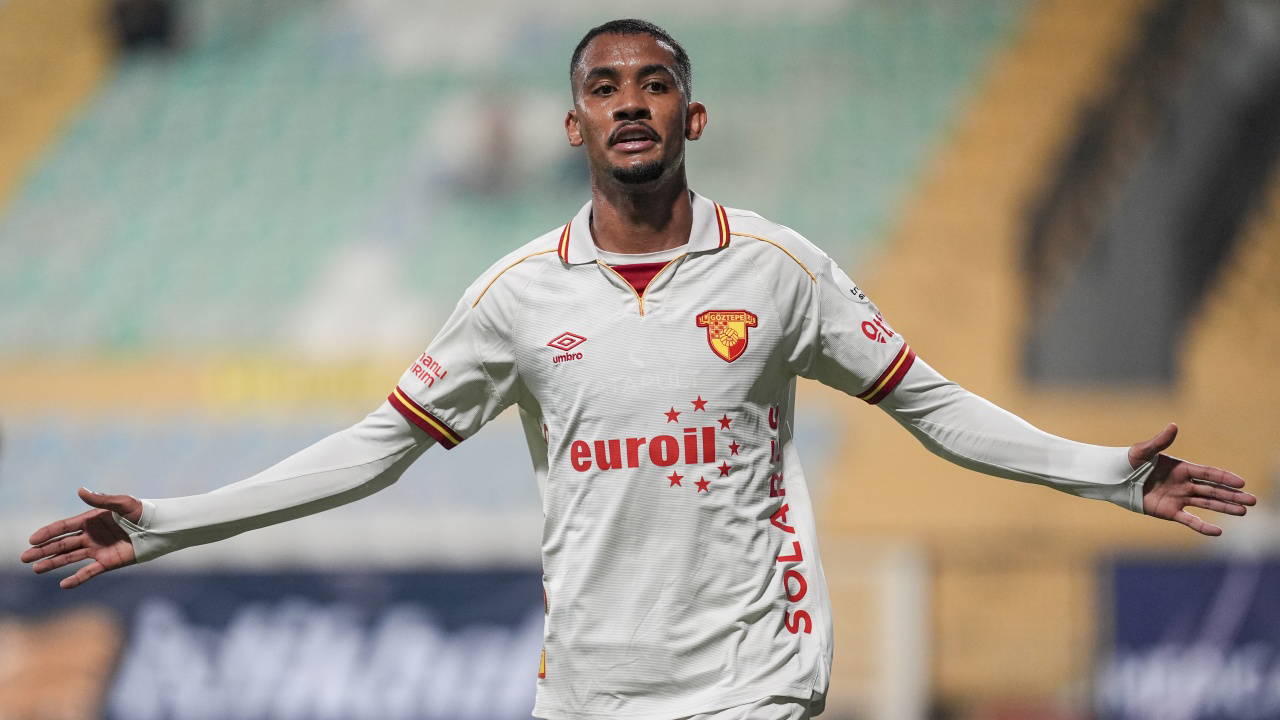 Andre Henrique hat-trick yaptı: Göztepe ilk galibiyetini aldı!